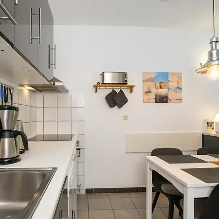 Holiday home Huus Kompass - Familienurlaub Mit Hund Nahe Am Nordseestrand Butjadingen
